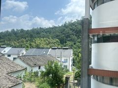 -芦茨金富饭庄·25年老字号·专做稻草鸡