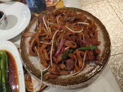 炒牛河-叹茶靓点·粤式餐厅·全天茶市(石井万民广场店)