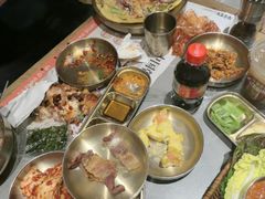 -草家酱蟹炭火烤肉店(珲春南路一店)
