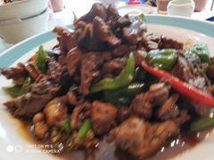 辣椒炒鸡-合兴居烤鸭店