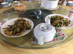 -鲤鱼塘农家山庄