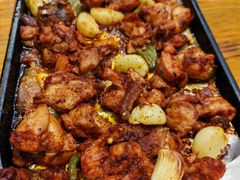 -老东镇啤酒屋海鲜加工·蒸汽海鲜·海鲜烧烤(台东店)