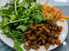 酸豆角-红鼻子桂林米粉(金唐新光界店)