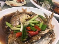 -鑫悦楼煎蟹·16年海鲜大排档