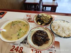 -71号豆汤饭·成都小馆(红牌楼店)