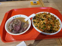 -护国寺小吃店(红莲南路店)