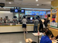 -麦当劳(轻轨曹杨路店)