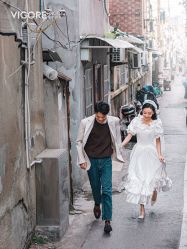 -雪中彩影婚纱摄影·微光艺术中心