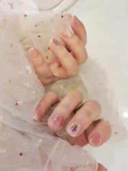 -蜜丝卡伦美甲美睫半永久