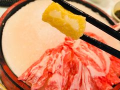 黄金麻吉烧-鲜入围煮花胶鸡海鲜火锅