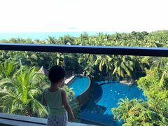 -三亚湾海居铂尔曼度假酒店