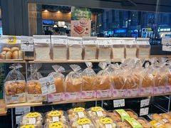 -皇冠幸福里动物奶油生日蛋糕(万达店)