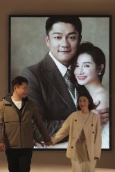 -乐派诗婚纱摄影