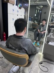 -藤野造型烫发染发