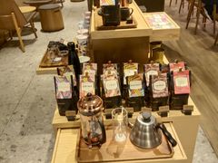 -星巴克臻选(济南恒隆店)