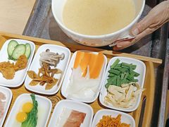 -建新园过桥米线(金碧广场店)