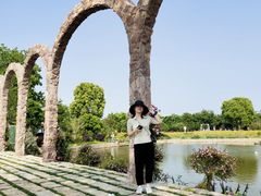 -鹅湖玫瑰文化园