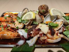 -日进一片海.生腌海鲜火锅.宵夜烧烤(三里屯总店)