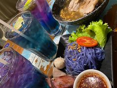 -蝶豆花蓝面条