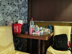 -逸欣酒店(中山公园店)