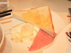 09牛油厚多士配火腿煎蛋-澳门茶餐厅(乐道华源大厦店)