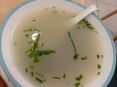 牛肉汤-小杨生煎(成山巴黎春天店)