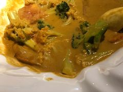 -渝半城经典川粤菜(重庆天地店)
