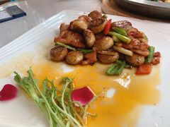 香煎口蘑脆爽肉-周三的情书花园餐厅(江北店)