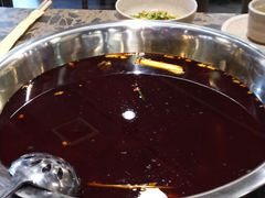 -肖肖酸萝卜鱼火锅(总店)