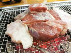 -肉甲韩国木炭烤肉(新壹街1店)