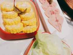 -洪氏嗨捞·广东猪肚鸡·椰子鸡火锅(西咸万象城店)