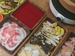 -菌小白·野生菌火锅(时尚天河店)