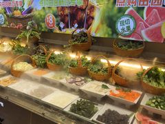 -呷哺呷哺 蔬菜畅吃(新中关购物中心店)