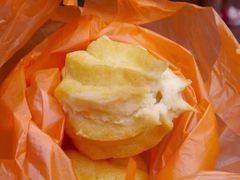 -天品味 一口吃榴莲泡芙