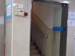 -沈坚强游泳俱乐部(武宁南路店)