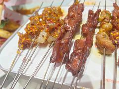 -小董哥烤串·爆汁大油边(故宫店)