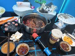 -唯爱KTV聚会餐厅(仙林东城汇店)
