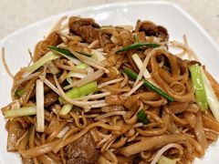 -香港新发烧腊茶餐厅(水围店)