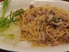 -玛格萝妮比萨屋(四平店)