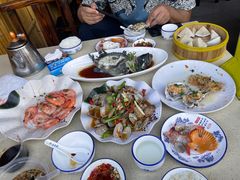 -三亚火车头万人海鲜广场