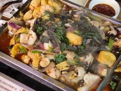 -后街佬·炭火鲜鱼杂(南城店)