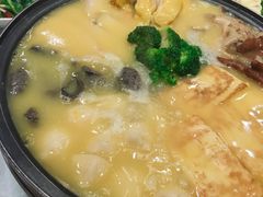-高第街56号港式餐厅(山大路店)