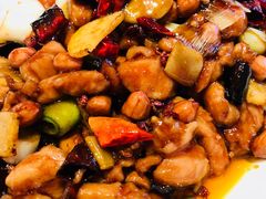 宫保鸡丁-夫妻肺片·中华老字号·正宗川菜(春熙路店)