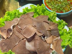 冰镇毛肚-傣家寨花园主题餐厅