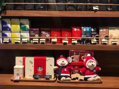 零售区-星巴克臻选(广州二沙岛文立方店)