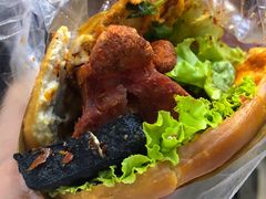 臭豆腐夹馍-自黑豆夫·臭豆腐夹馍(四海唐人街店)