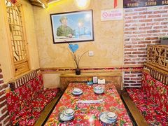 -闯关东东北农家菜(崂山石老人店)