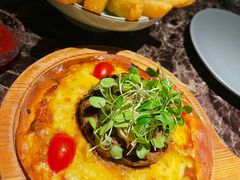 意大利披萨牛肉汉堡-Lets burger非常汉堡·环球风味(蓝色港湾店)