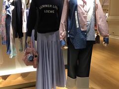 -乐蓬马歇百货公司(Rive Gauche)