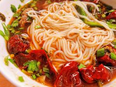 辣子鸡-越洋肖氏老米线(杨家坪店)
